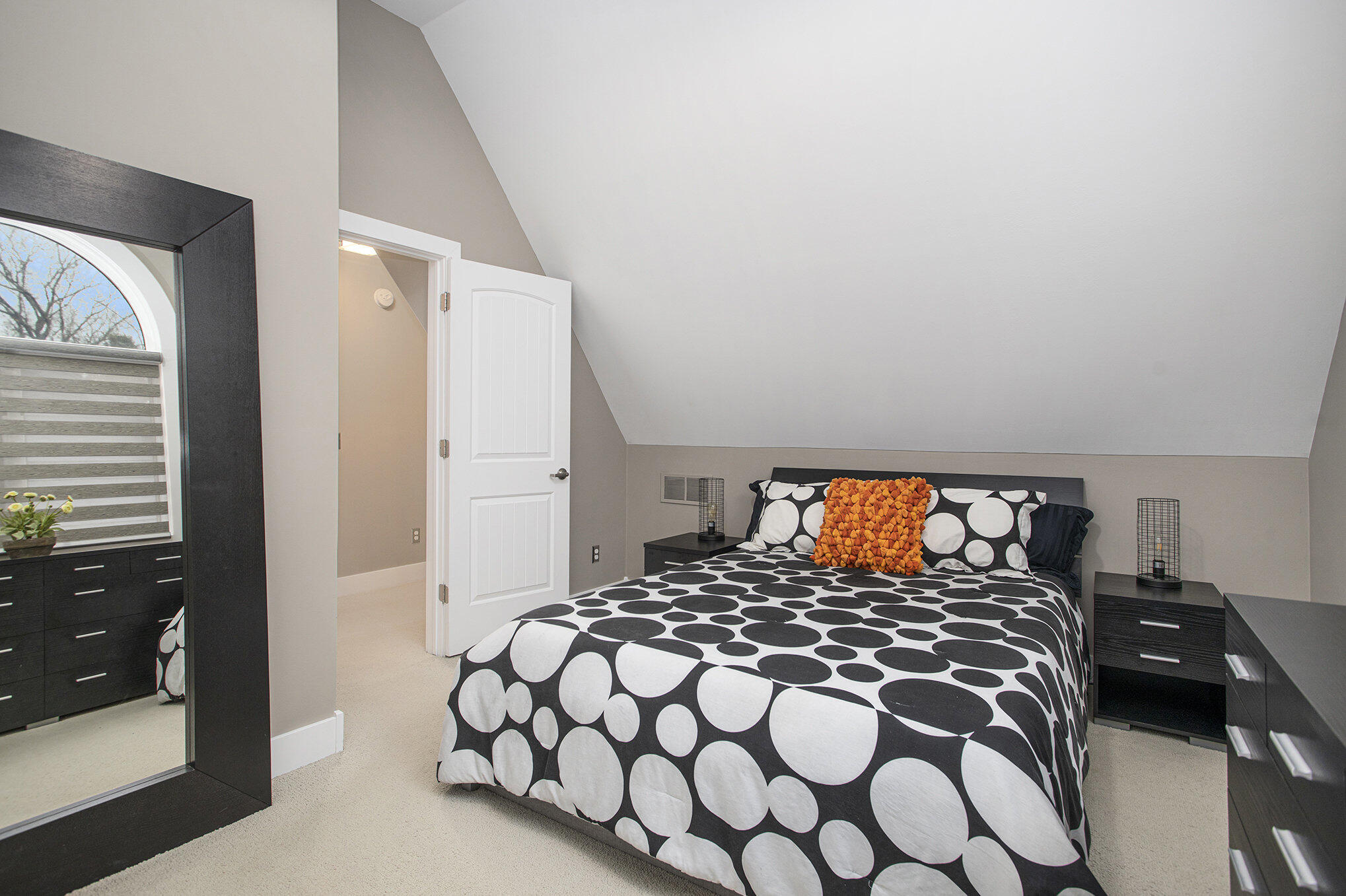 Richland, Michigan 49083, United States, 3 Bedrooms Bedrooms, ,2 BathroomsBathrooms,Residential,Active,91268