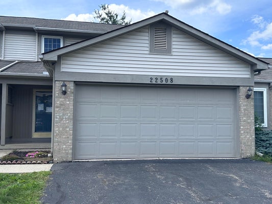 22508 SILVER CREEK DR, WOODHAVEN, MI 48183 - Image d6943ccc31d266bf82d4e18257e42e0b/1919356044