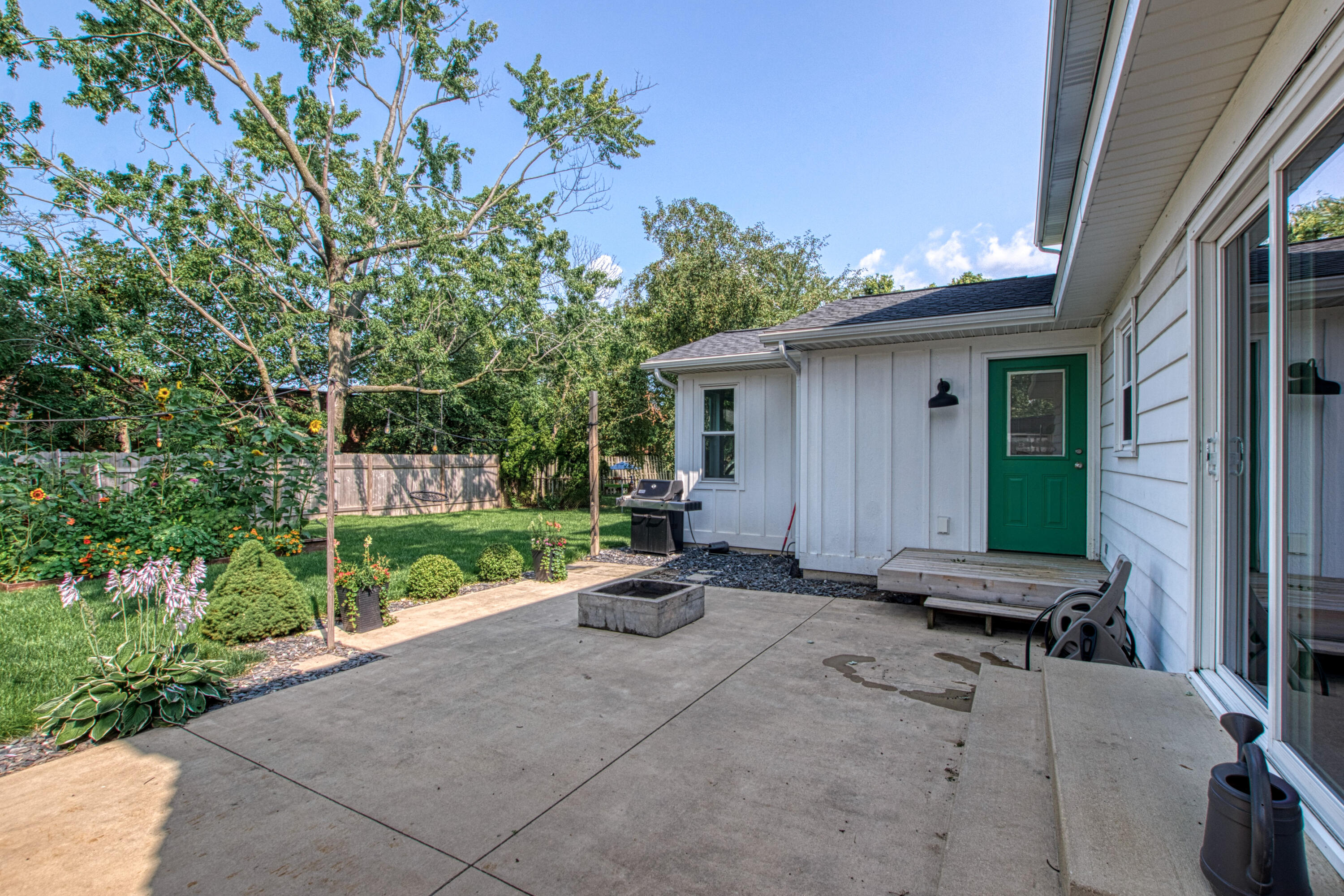 Photo 35 of 40 of 2017 Chesaning Drive SE house