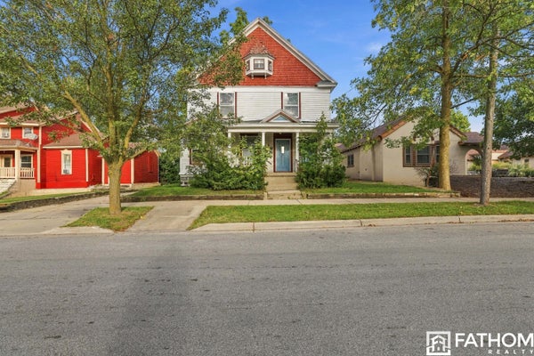 112 EASTERN AVE SE, GRAND RAPIDS, MI 49503 - Image d6f3dd92fda0d33b7cceaf34e3d461fe/2926170878