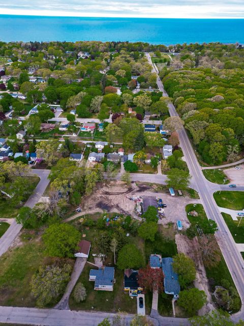 Photo of 1010 N Rath #1, Ludington, MI 49431 (MLS # 25024037)