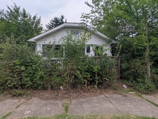 140 W ADDISON ST, JACKSON, MI 49203 - Image d71403a0dddeef1da8c4e97448e43266/774885717