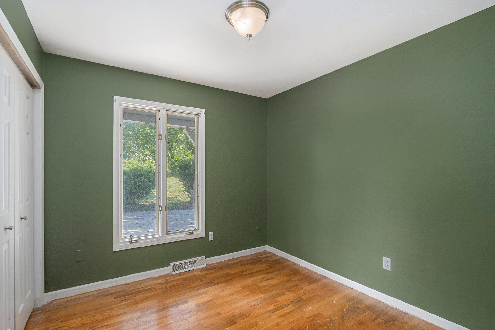 Richland, Michigan 49083, United States, 4 Bedrooms Bedrooms, ,4 BathroomsBathrooms,Residential,Active,194336