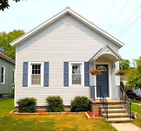 Photo of 296 3rd Street, Manistee, MI 49660 (MLS # 26039591)