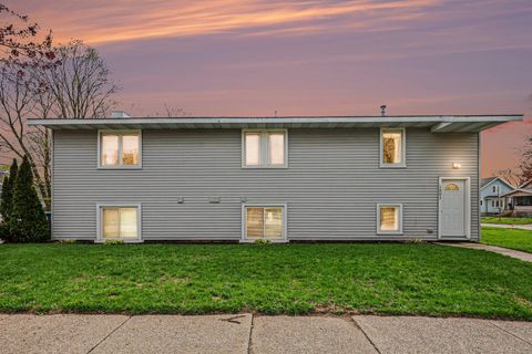 Photo of Grand Haven, MI 49417 (MLS # 26016766)