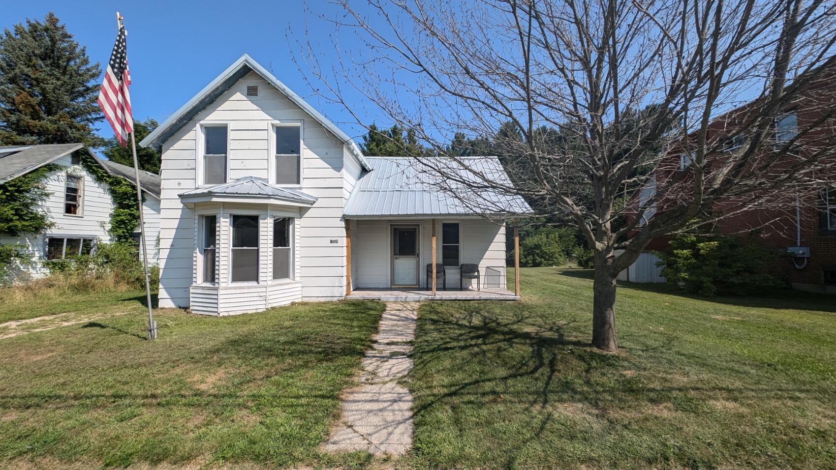 View Free Soil, MI 49411 house