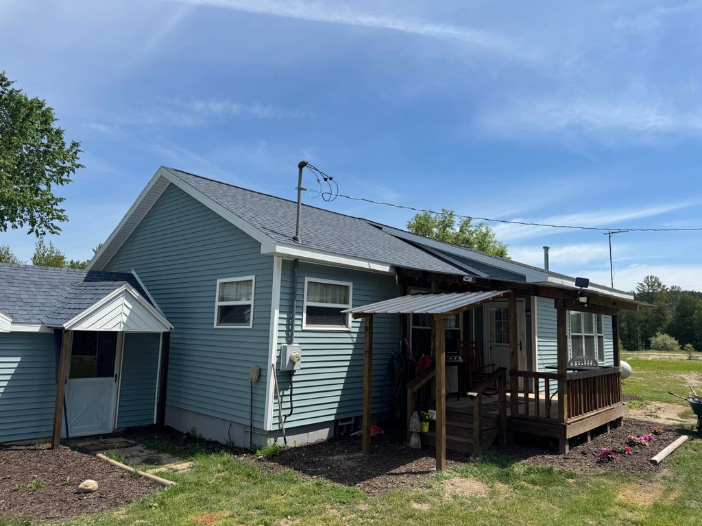 Photo of 1952 W 16 Road, Mesick, MI 49668 (MLS # 26027982)