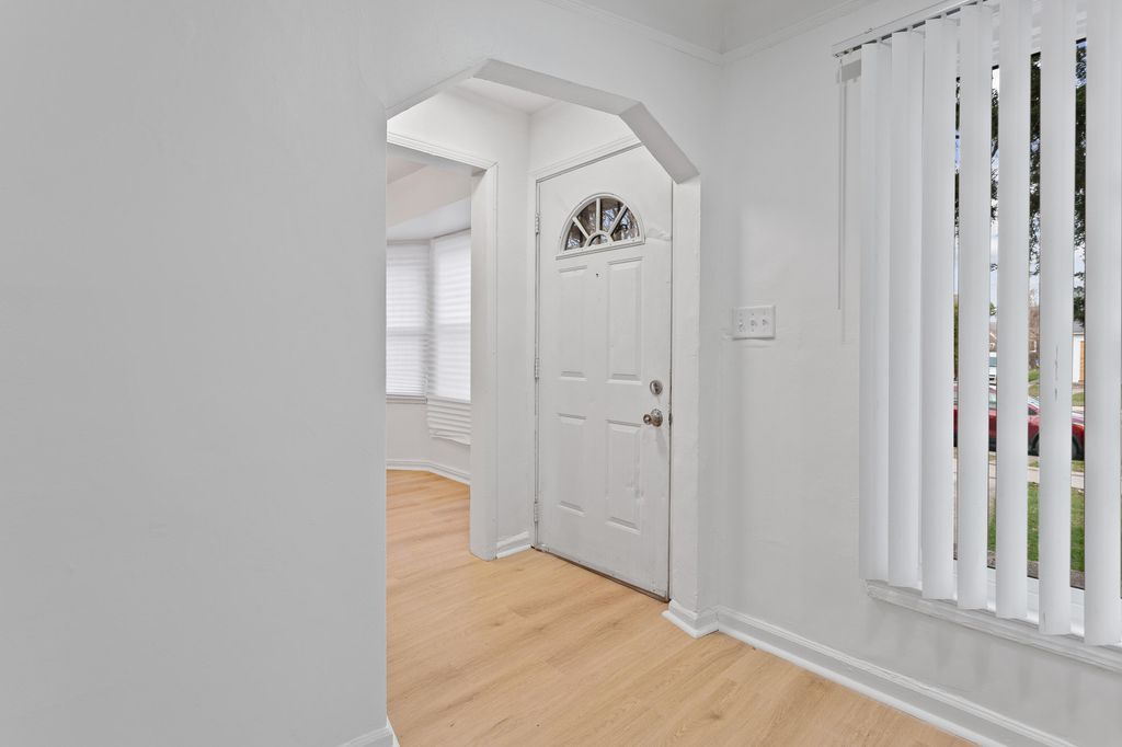 Photo of 18031 Mendota Street, Detroit, MI 48221 (MLS # 26005279)