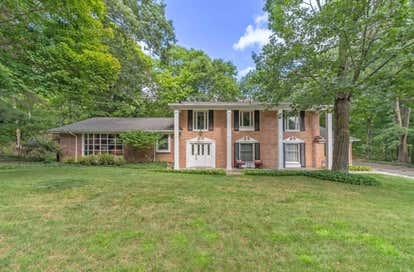 34150 Hunters Row Farmington Hills MI 48331