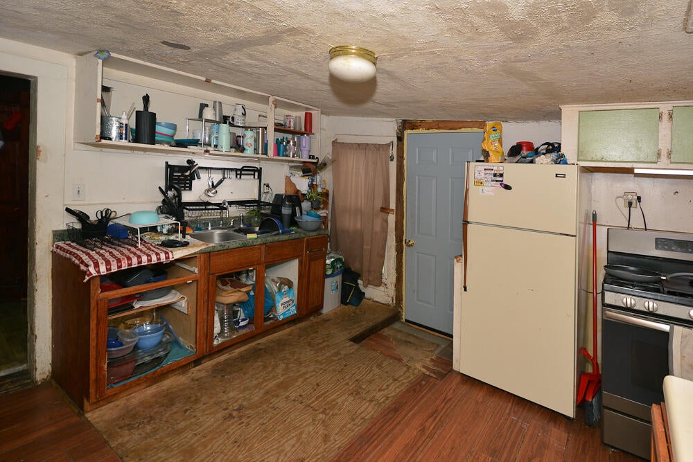 Listing 95