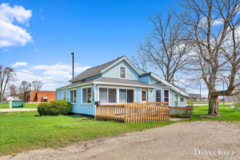 114 East Street, Coopersville, MI 49404 - MLS#: 25018367