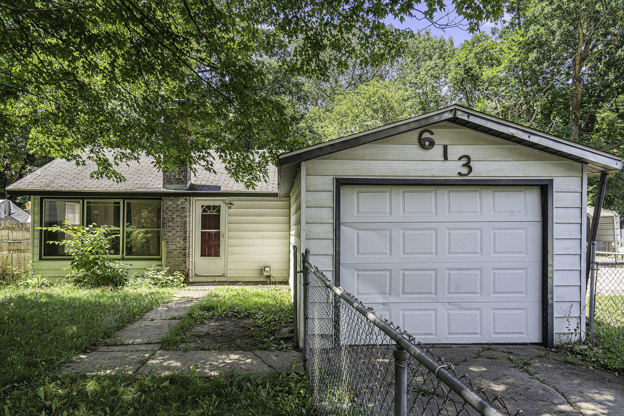 Kalamazoo, Michigan 49048, United States, 2 Bedrooms Bedrooms, ,1 BathroomBathrooms,Residential,Active,224271