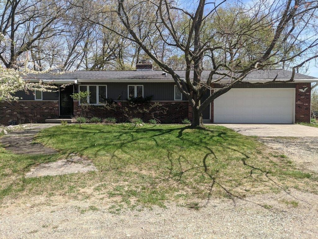 Photo of 4145 11 Mile Road NE, Rockford, MI 49341 (MLS # 26019887)