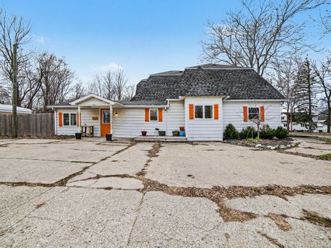 Photo of 523 E Main Street, Hart, MI 49420 (MLS # 26013706)