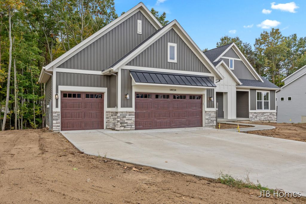 Photo of 14934 Timberoak Street, Holland, MI 49424 (MLS # 25035559)