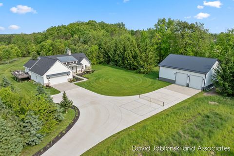 9410 Sanborn Avenue SE Alto MI 49302