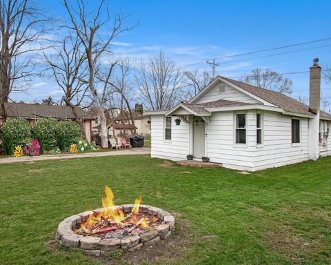 209 Congress Street, Watervliet, MI 49098 - MLS#: 25014883