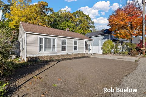 Photo of 17321 Coles Park Road, Spring Lake, MI 49456 (MLS # 25056059)