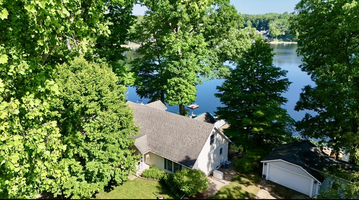 15891 Lakeview Drive