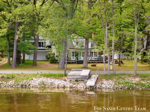 Photo of 6633 Bass Lake Boulevard, Pentwater, MI 49449 (MLS # 26025598)