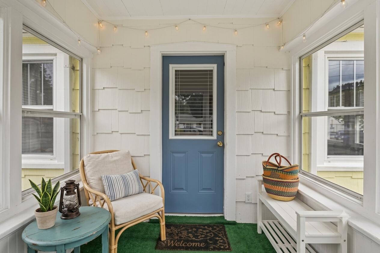 723 N Elm Avenue - Photo 2