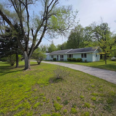 Photo of 7274 N Oceana Drive, Hart, MI 49420 (MLS # 26023231)