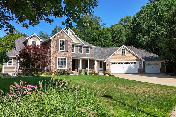 3703 WESTBEECH CT, HUDSONVILLE, MI 49426 - Image da451a7db9084e48aae81b726b7fc614/3602988682