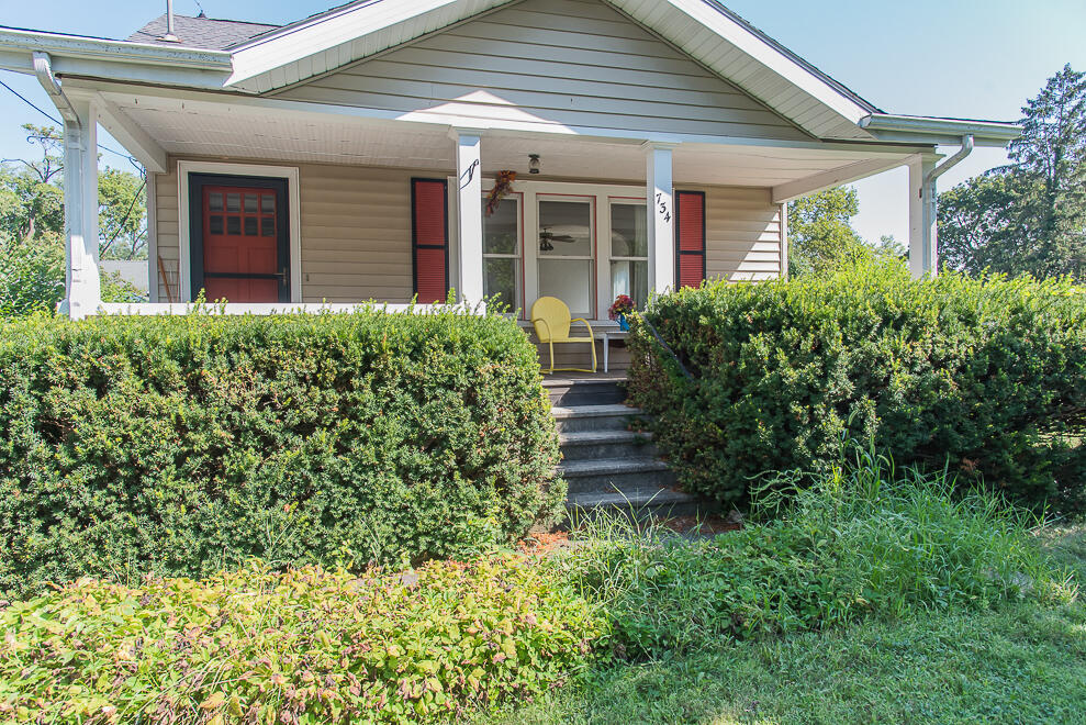 734 Fairview Avenue