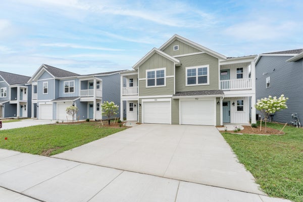 914 INDIANA AVE, SOUTH HAVEN, MI 49090 - Image da738ec0e5dcc455d5ff4ff9a499aed1/3277843840