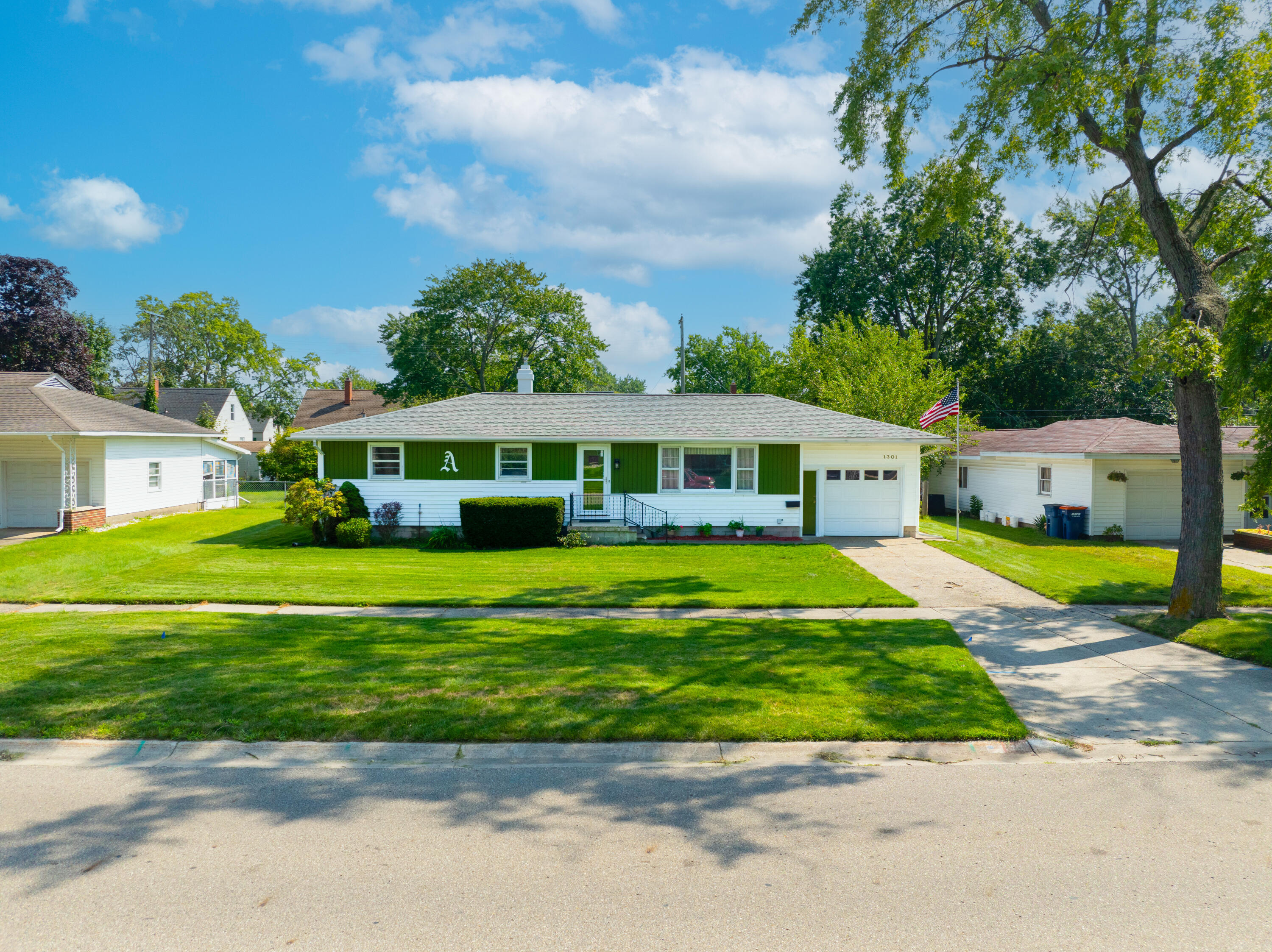 View Muskegon, MI 49441 house