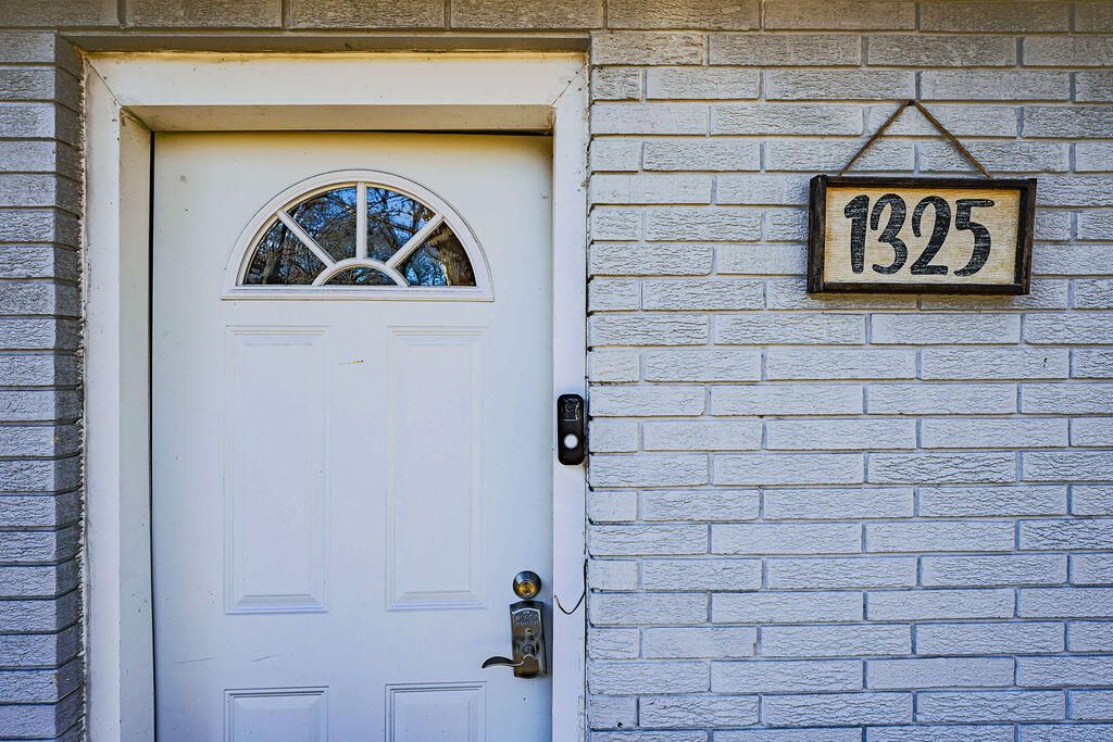 Photo of 1325 Sumac Street, Muskegon, MI 49445 (MLS # 25058947)