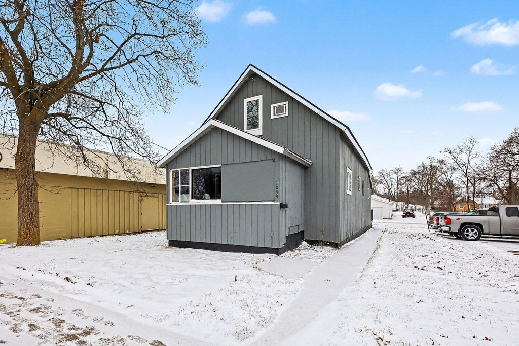 Photo of 1259 E Apple Avenue, Muskegon, MI 49442 (MLS # 26010866)