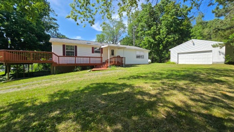 Photo of 6700 Lorne Drive, Pentwater, MI 49449 (MLS # 26034241)