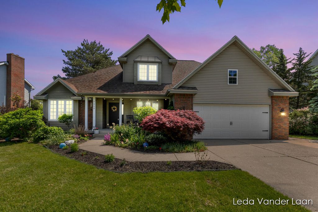 Photo of 7250 Loma Linda Drive NE, Rockford, MI 49341 (MLS # 26025339)