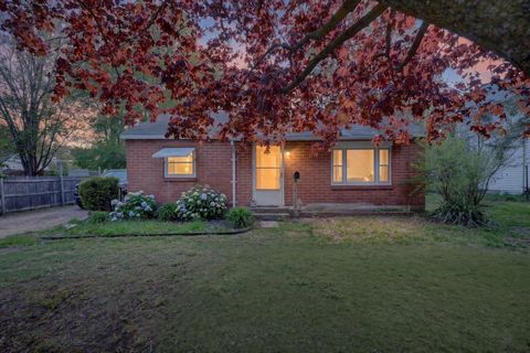 Photo of 1028 Alderman ST, Belding, MI 48809 (MLS # 26021826)