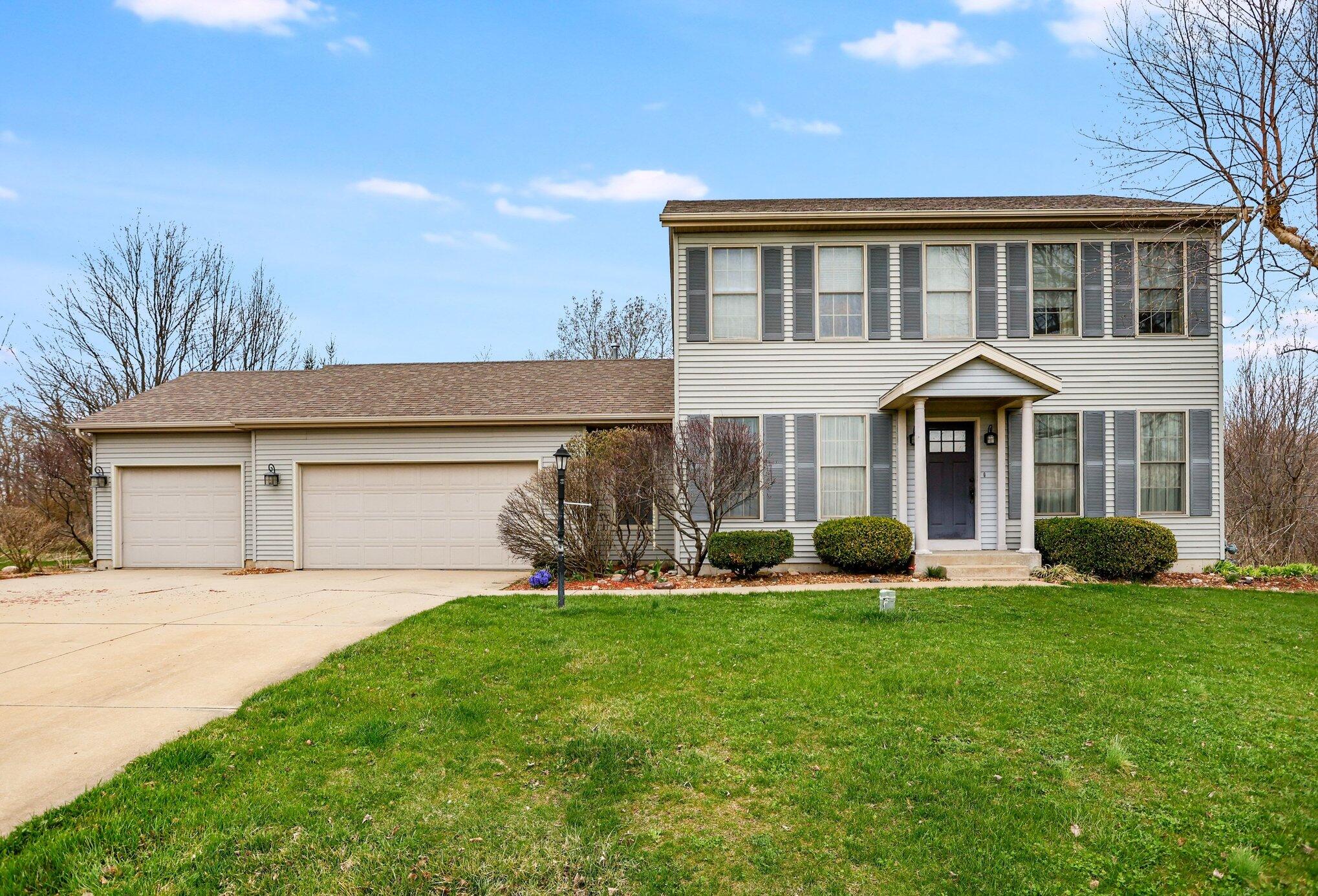 2233 Suncrest Breeze