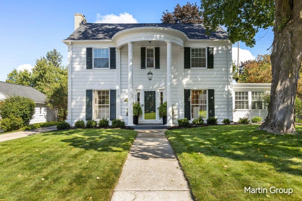 485 MARYWOOD DR NE, GRAND RAPIDS, MI 49505 - Image dbc49c26613b7b3b54a8b058a64afe2e/3334796207
