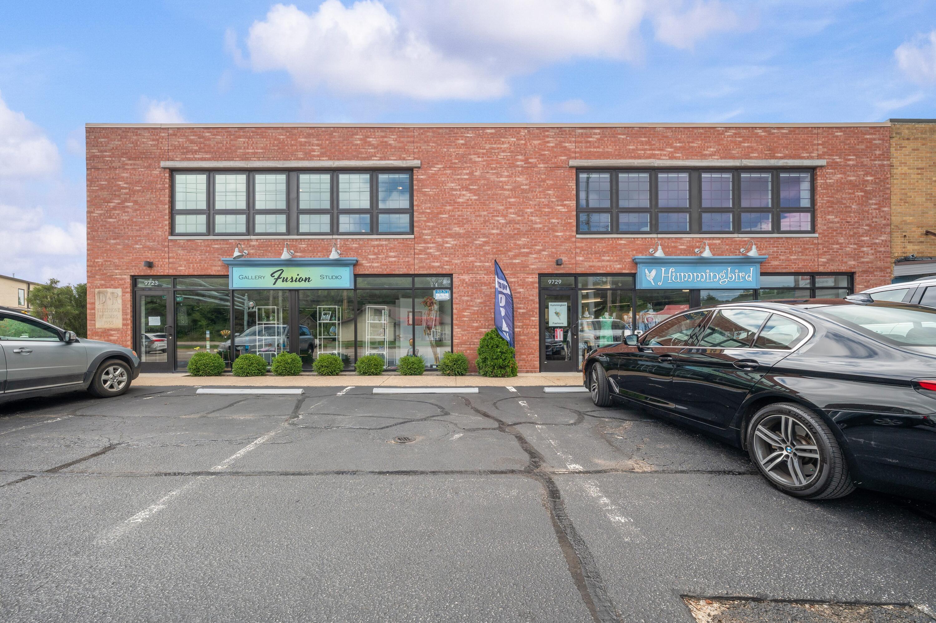 9729 Red Arrow Highway