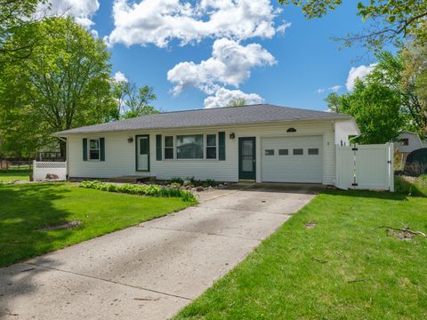 Photo of 225 Clinton Street, Mendon, MI 49072 (MLS # 26019110)
