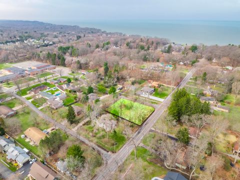 Photo of 2754 W Glenlord Road, Stevensville, MI 49127 (MLS # 26013088)