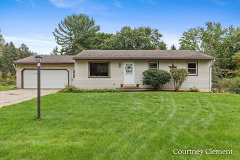 Photo for 5108 Pleasant Creek Avenue NE