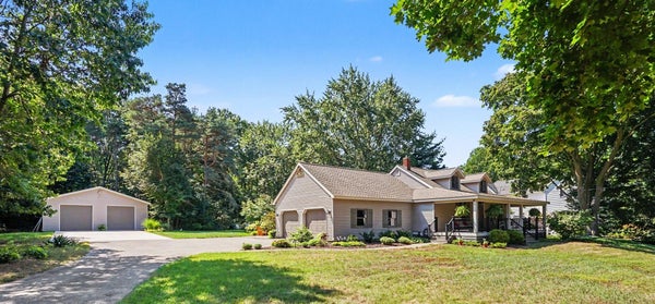 1538 W 32ND ST, HOLLAND, MI 49423 - Image dc4fa47a17e4bad1062aabb76a6068e0/460113979