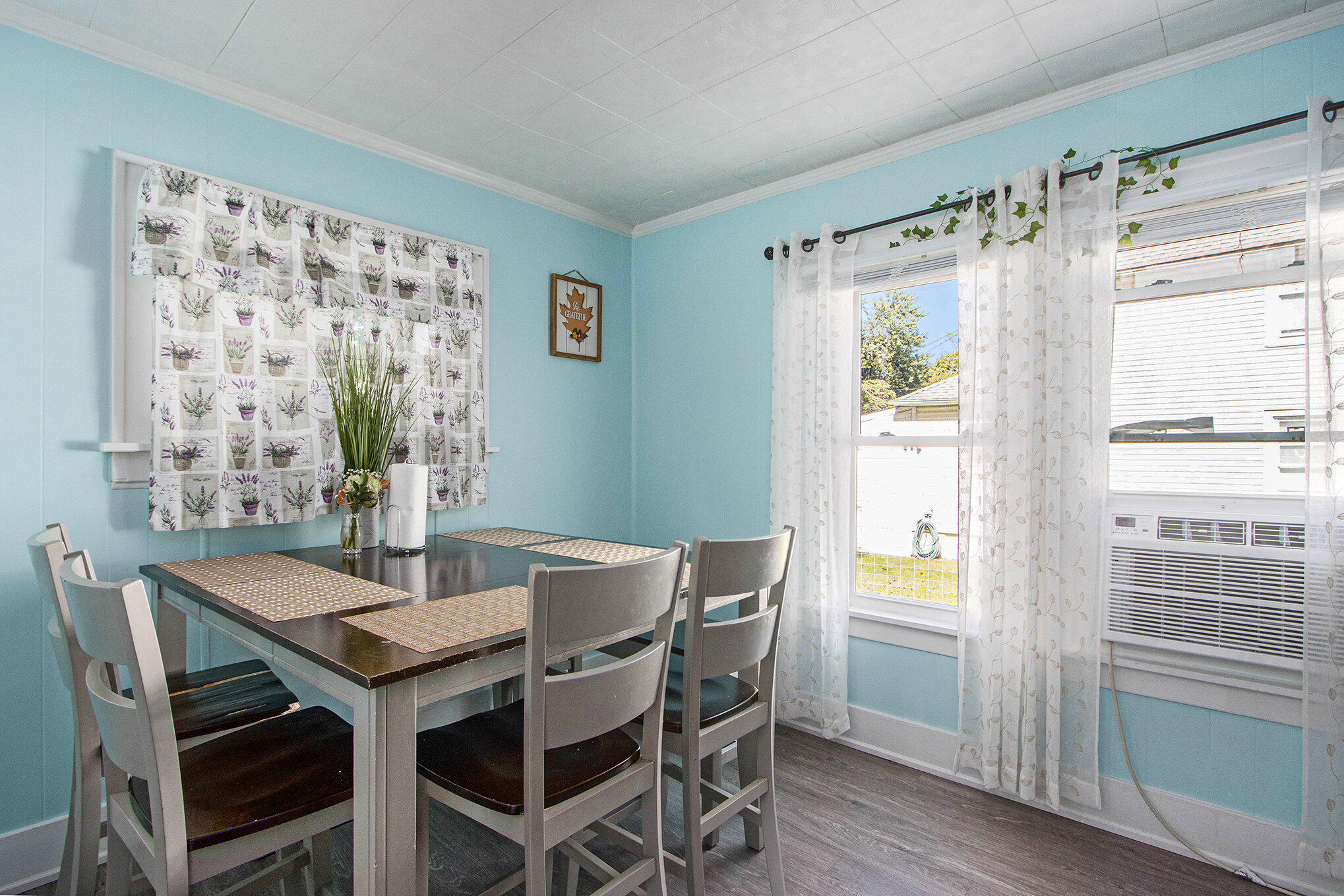 Kalamazoo, Michigan 49048, United States, 2 Bedrooms Bedrooms, ,1 BathroomBathrooms,Residential,Active,222037