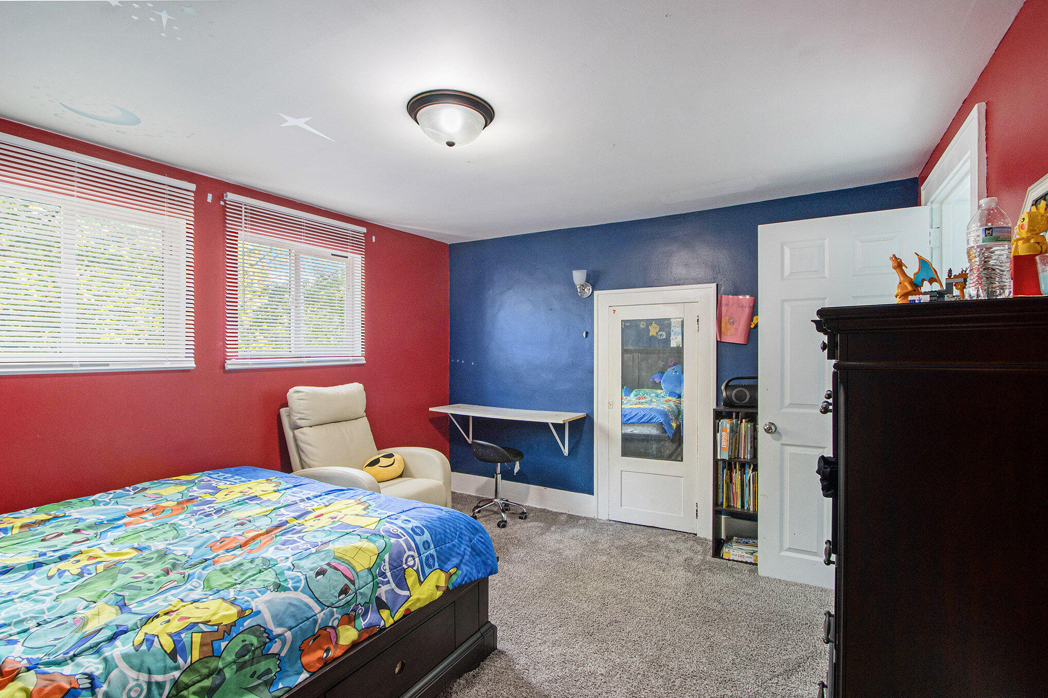 Kalamazoo, Michigan 49048, United States, 2 Bedrooms Bedrooms, ,1 BathroomBathrooms,Residential,Active,222037