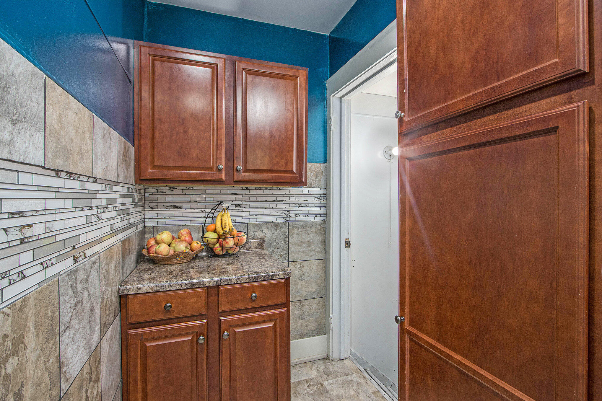 Kalamazoo, Michigan 49048, United States, 2 Bedrooms Bedrooms, ,1 BathroomBathrooms,Residential,Active,222037