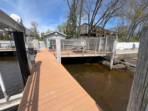 Photo of 36 N Shore Drive #18, South Haven, MI 49090 (MLS # 26021267)