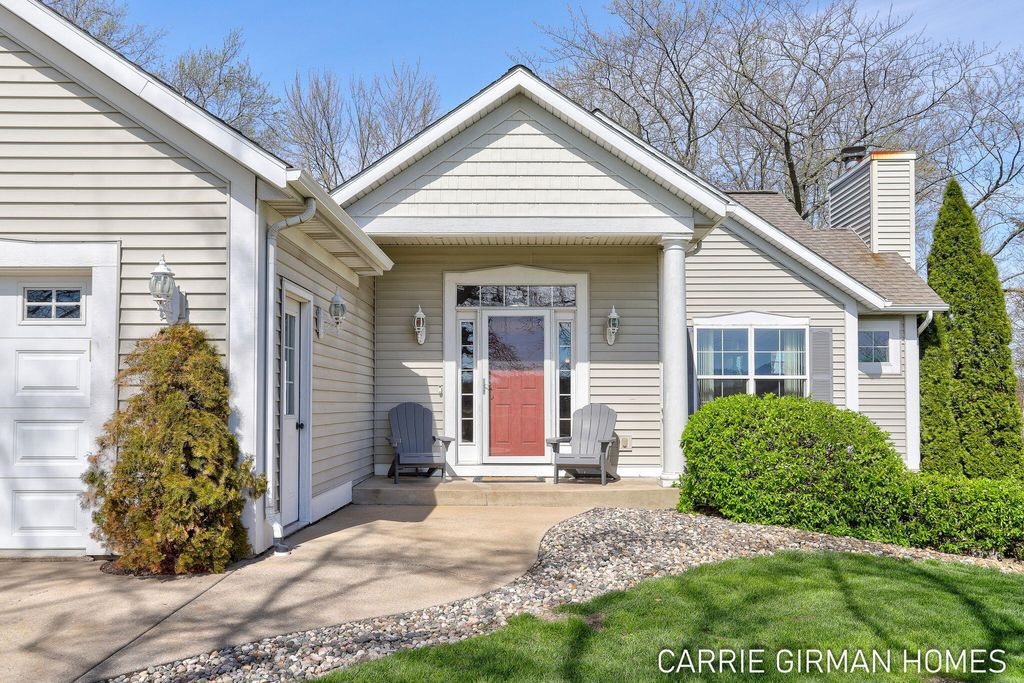Photo of 4478 Butternut Drive, Holland, MI 49424 (MLS # 26016898)