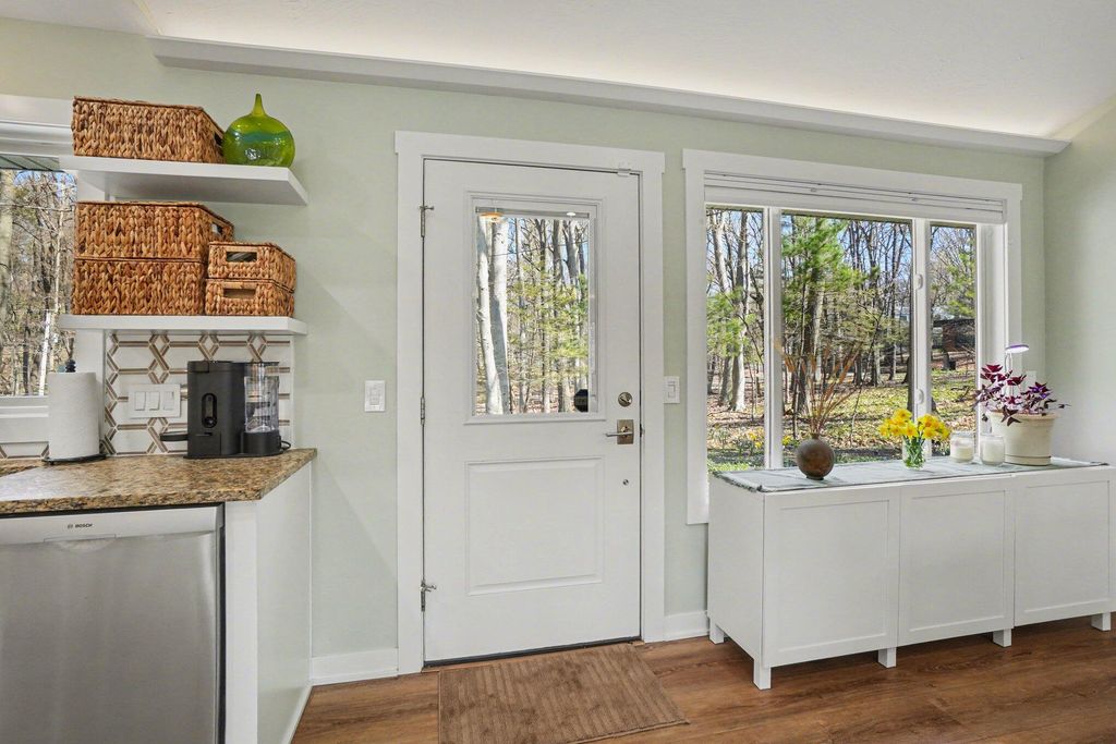 Photo of 2424 Cardinal Lane, Holland, MI 49424 (MLS # 26017956)