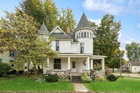 Photo of 203 E Michigan Street, Reading, MI 49274 (MLS # 25053982)