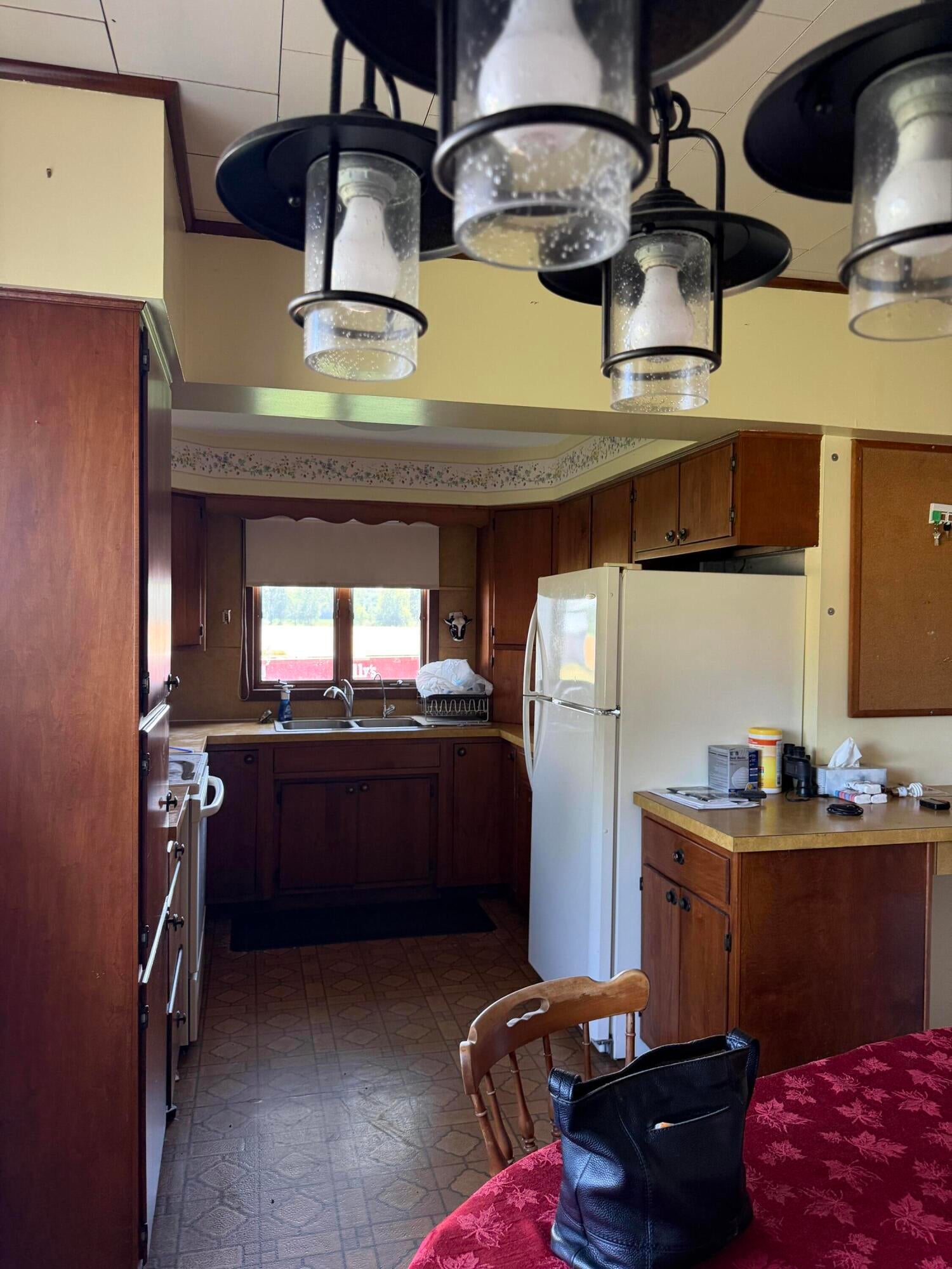 7565 Ormes Road